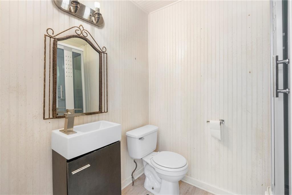 4060 Laurel Ridge Trail SE