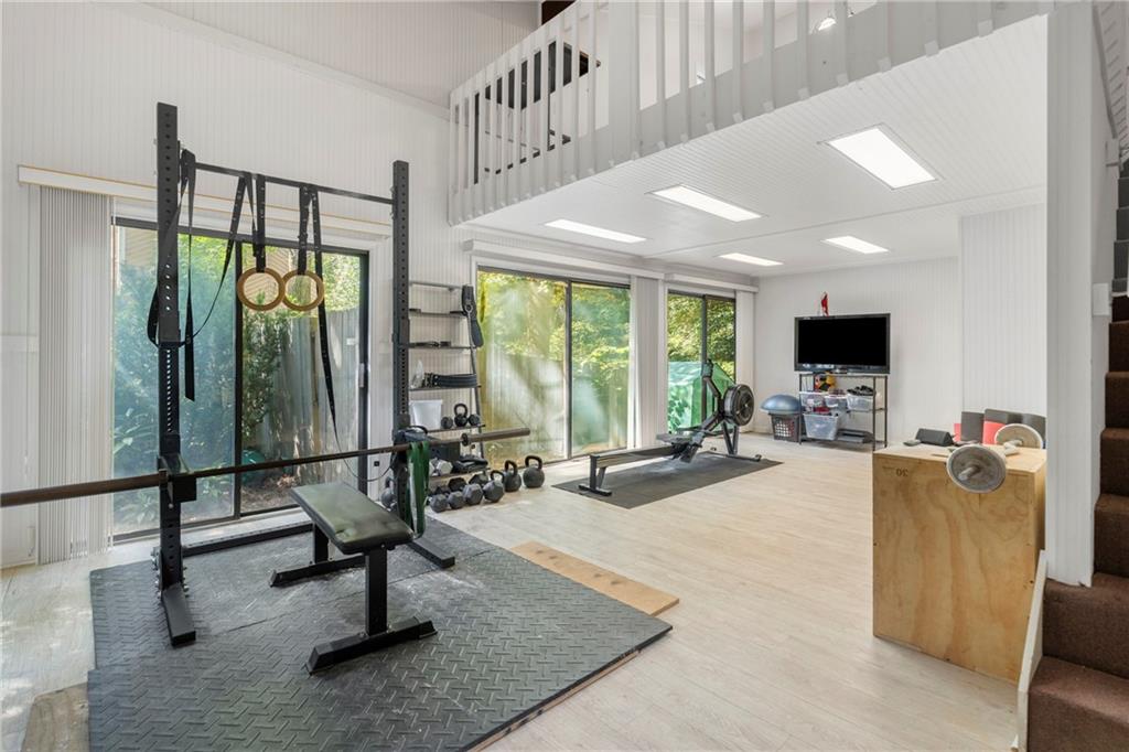 4060 Laurel Ridge Trail SE