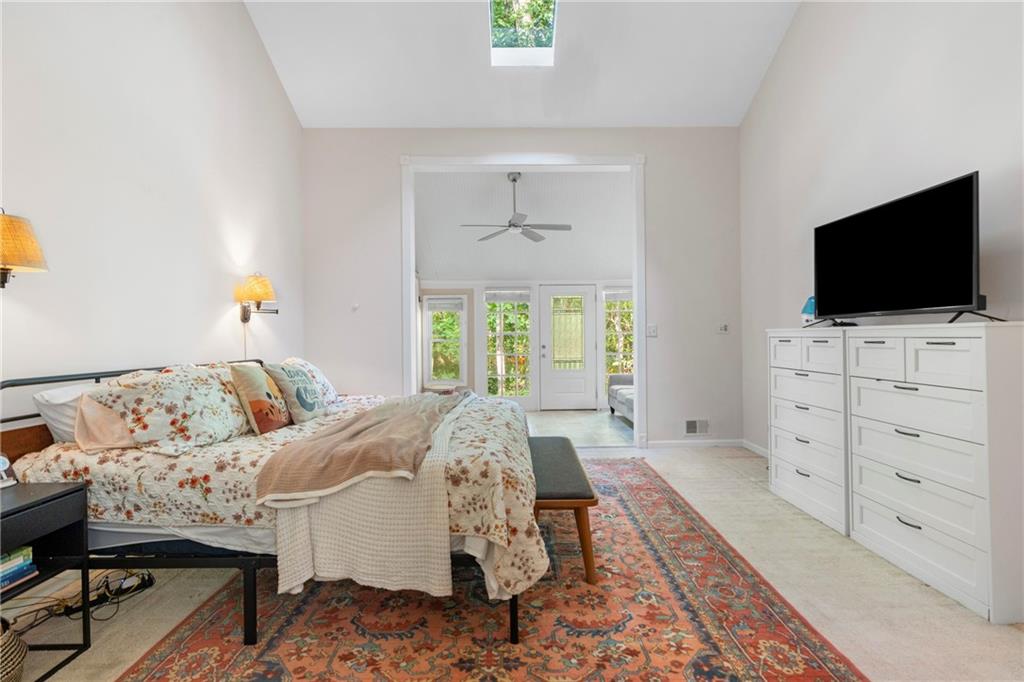 4060 Laurel Ridge Trail SE