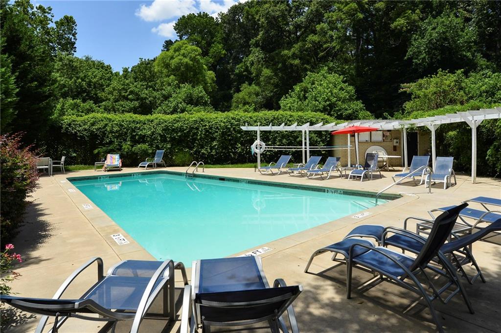 311 Peachtree Hills Avenue NE Unit 13B