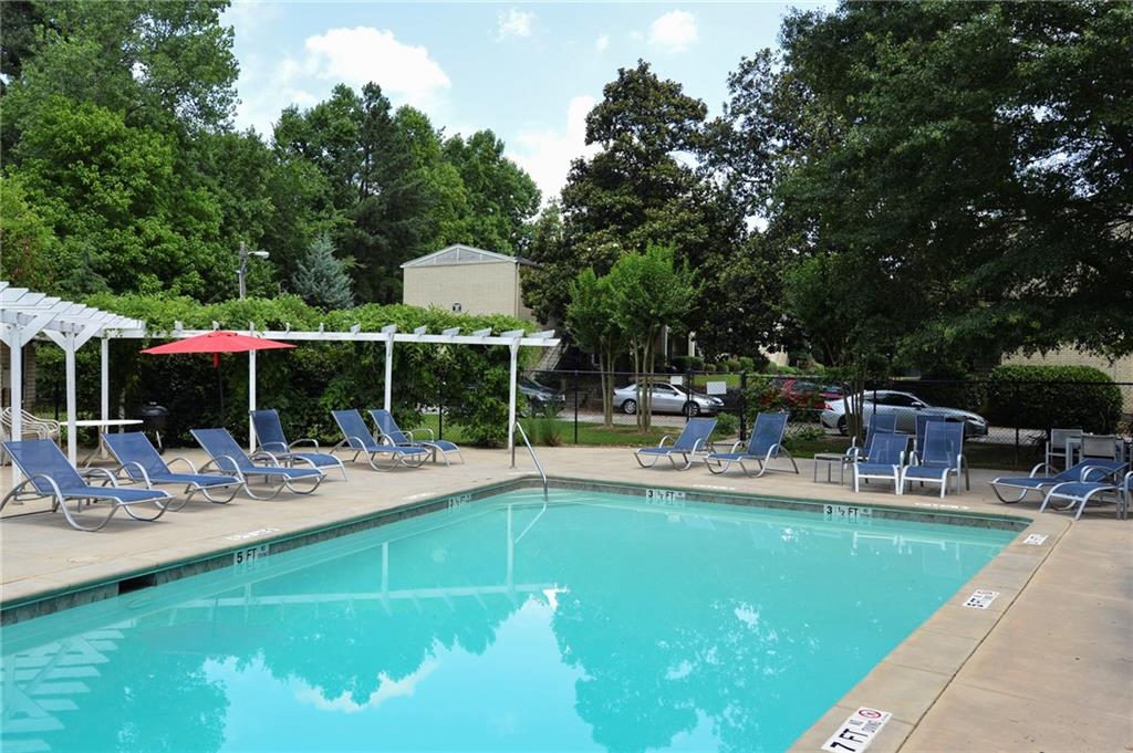 311 Peachtree Hills Avenue NE Unit 13B