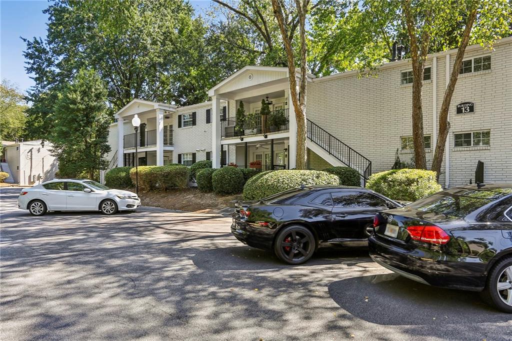 311 Peachtree Hills Avenue NE Unit 13B