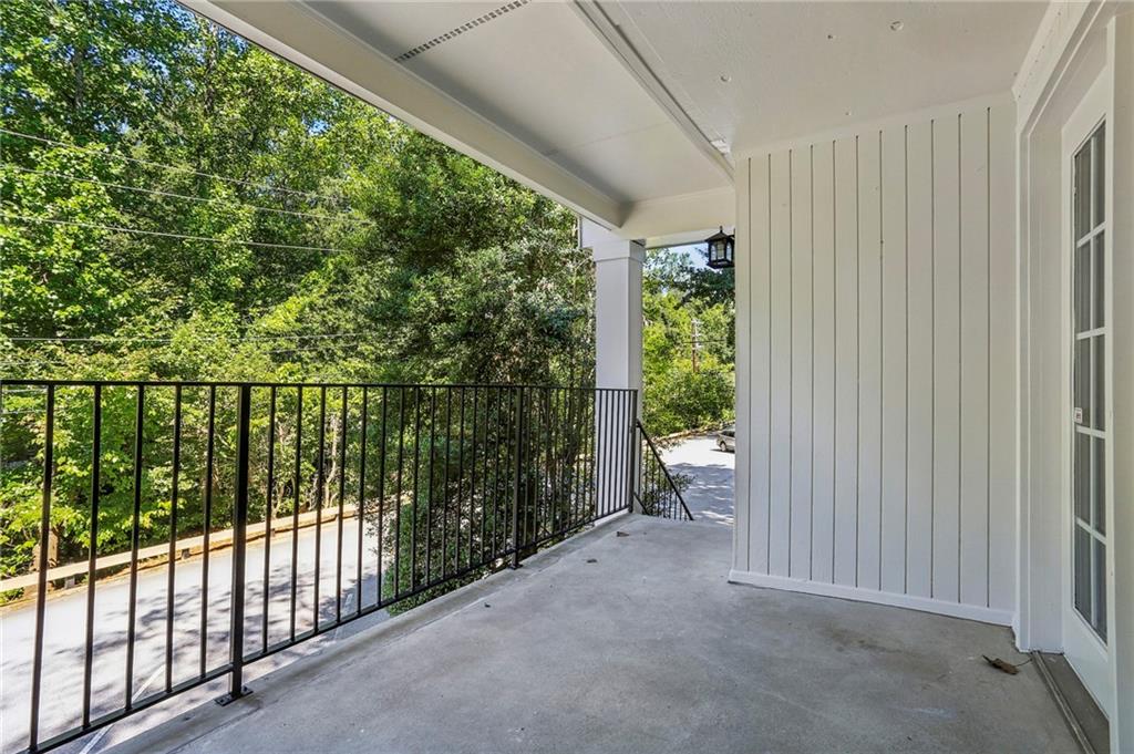 311 Peachtree Hills Avenue NE Unit 13B
