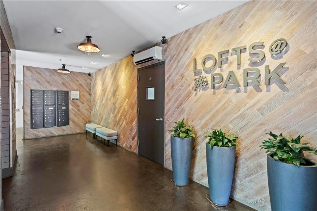 206 11th Street NE Unit 701