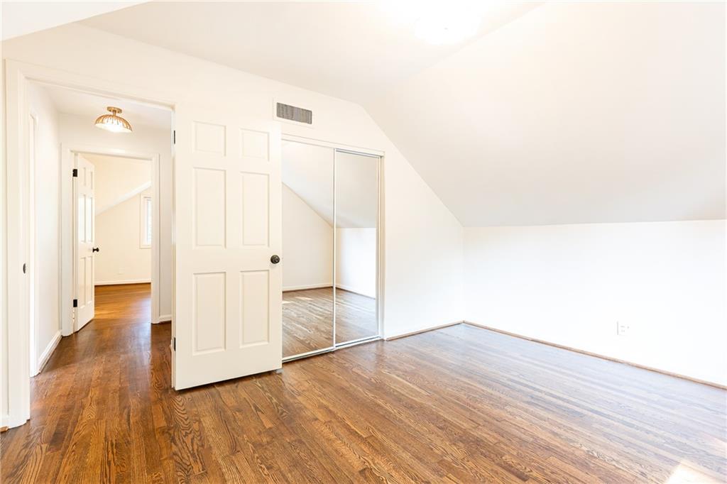 2891 Ridgemore Road NW