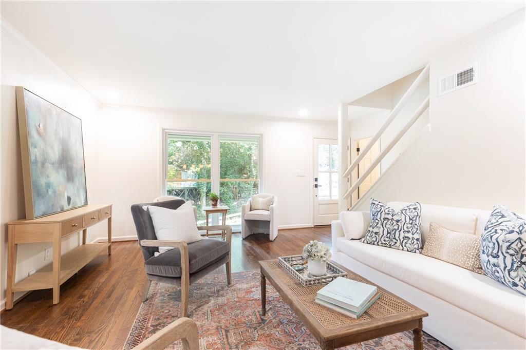 2891 Ridgemore Road NW