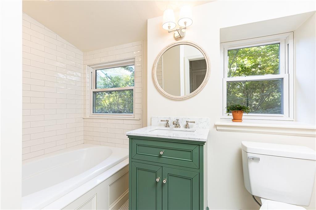 2891 Ridgemore Road NW