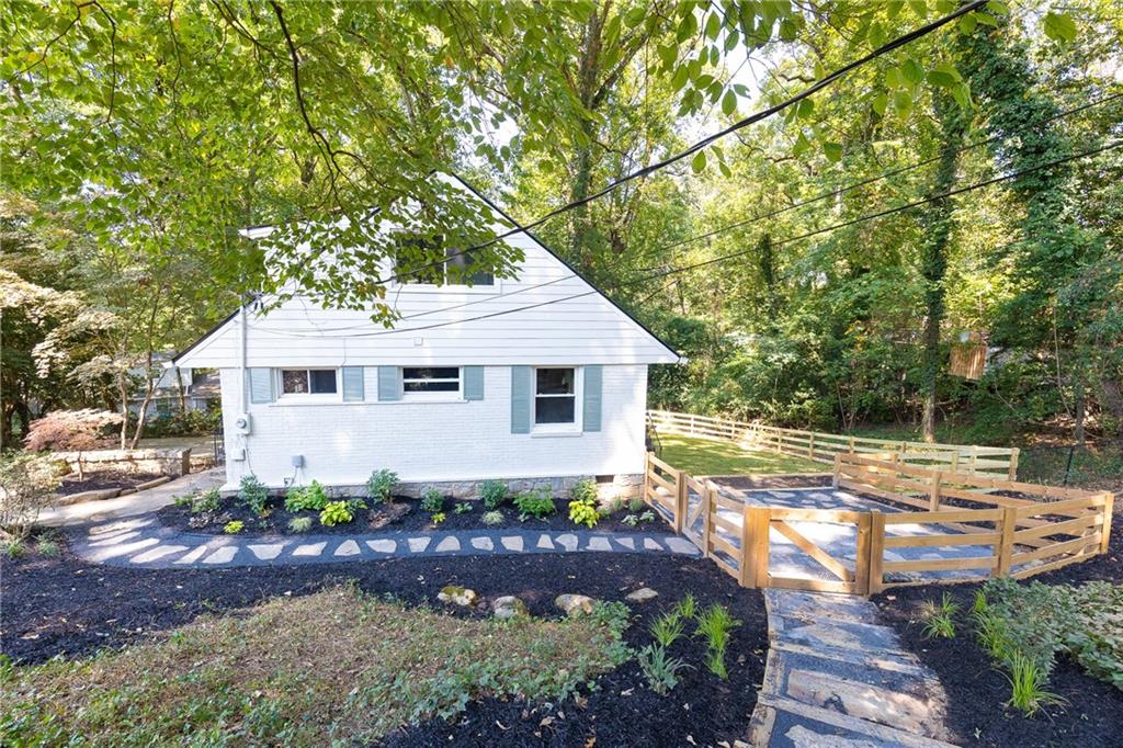 2891 Ridgemore Road NW