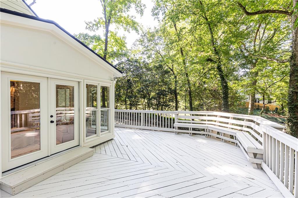 2891 Ridgemore Road NW