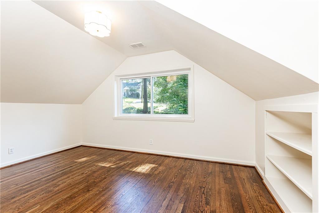 2891 Ridgemore Road NW