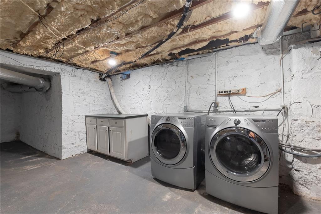 2891 Ridgemore Road NW