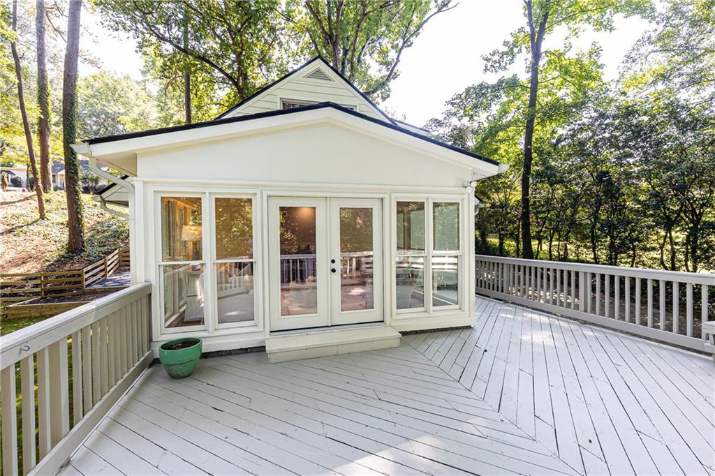 2891 Ridgemore Road NW