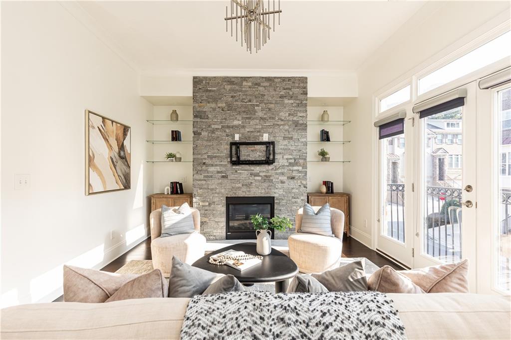 2160 Prestwick Court