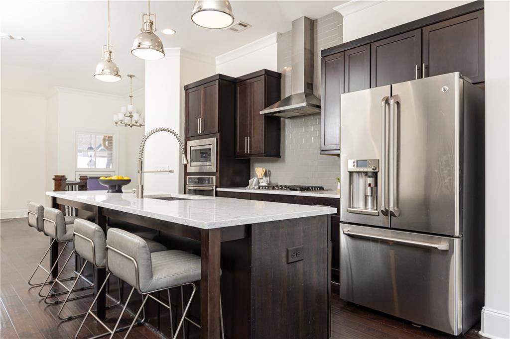 2160 Prestwick Court