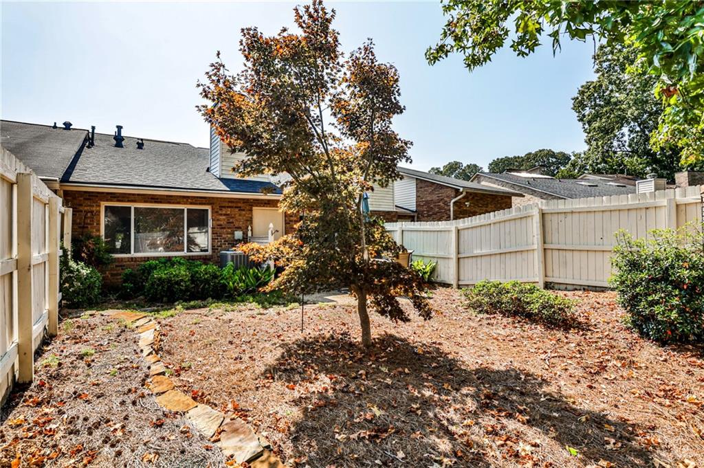 4037 Fawn Run