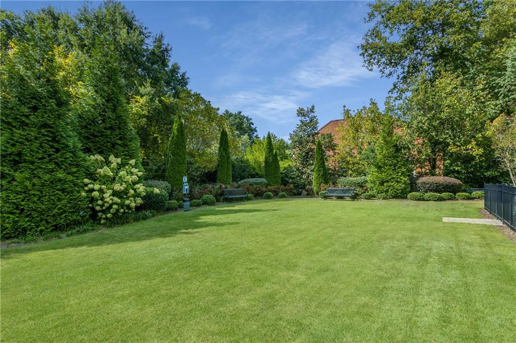 280 Chastain Park Drive NE