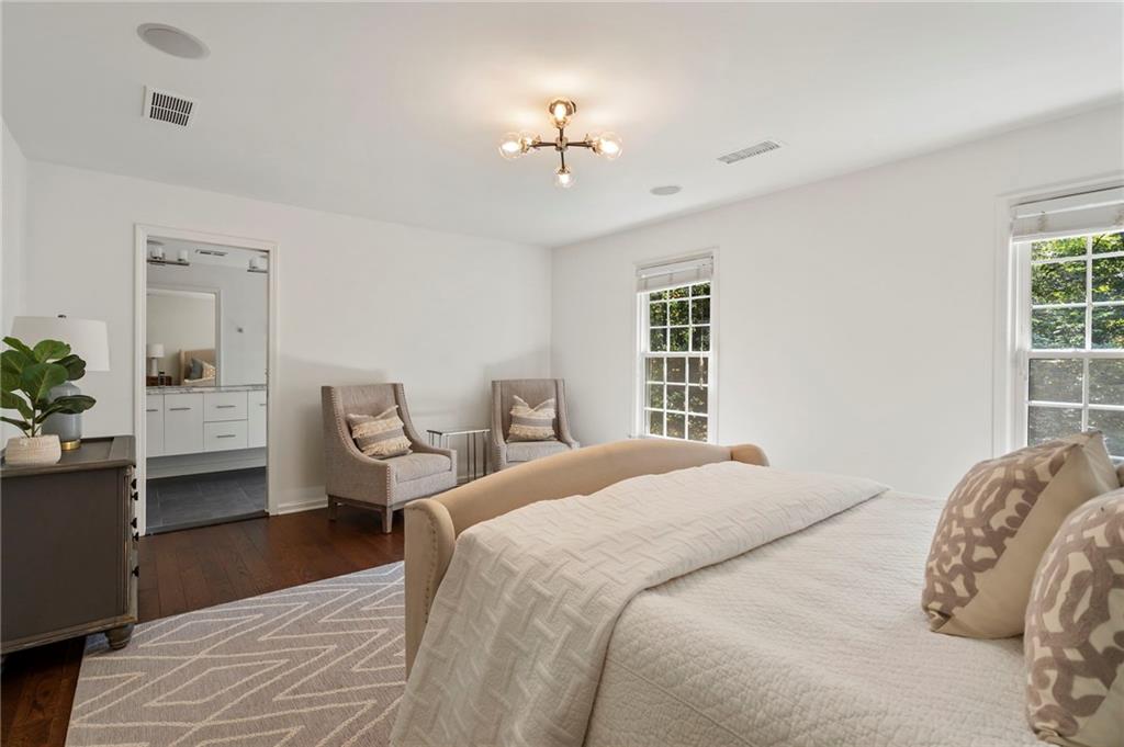 504 Dunwoody Chace Unit 5