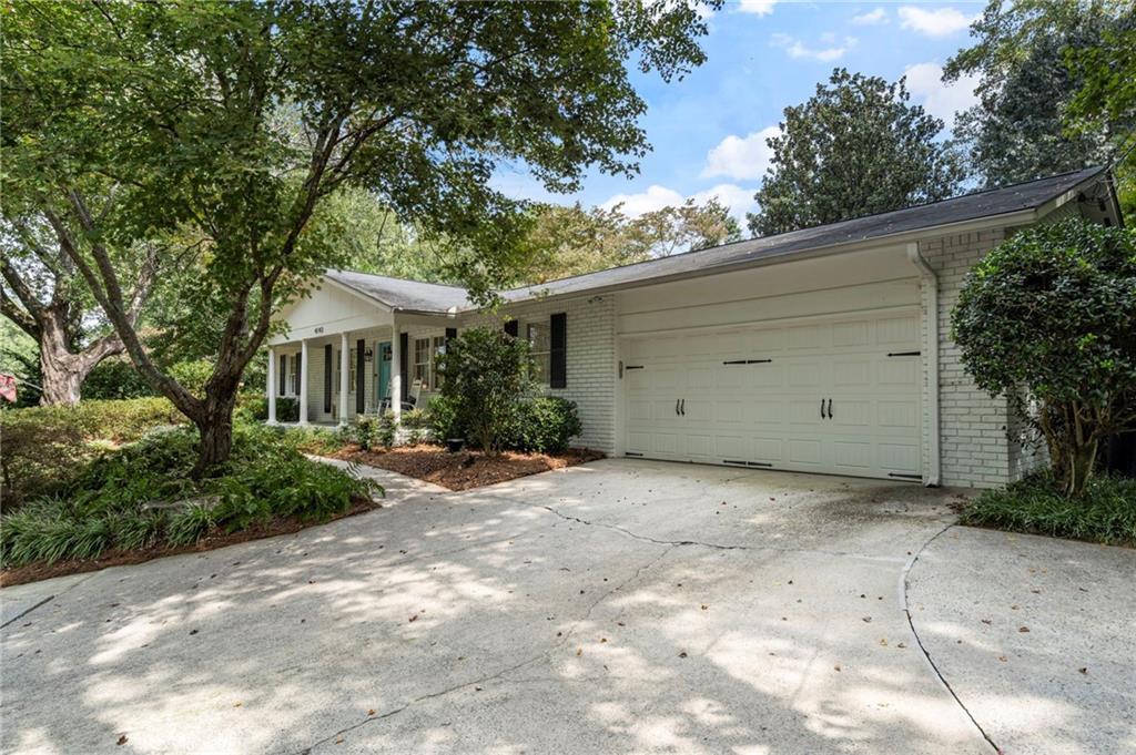 4143 Commodore Drive