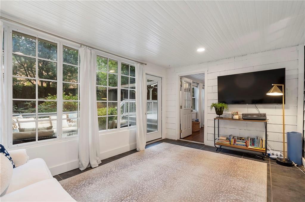 25 Karland Drive NW