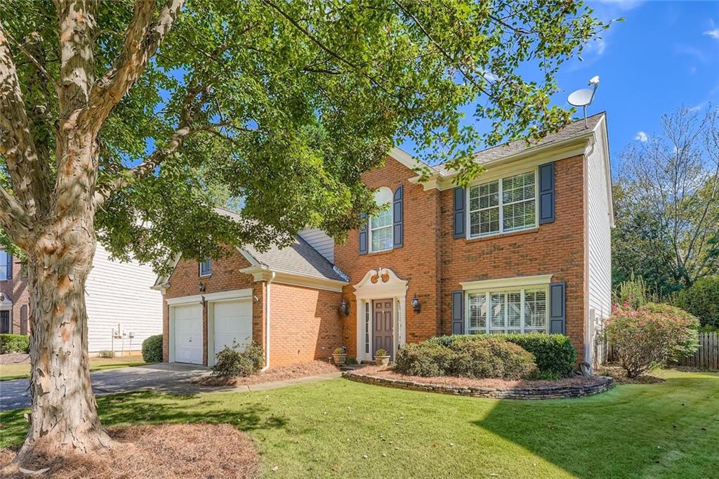 120 Lyndhurst Court