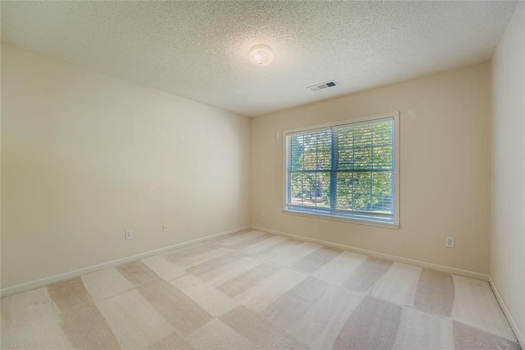 120 Lyndhurst Court