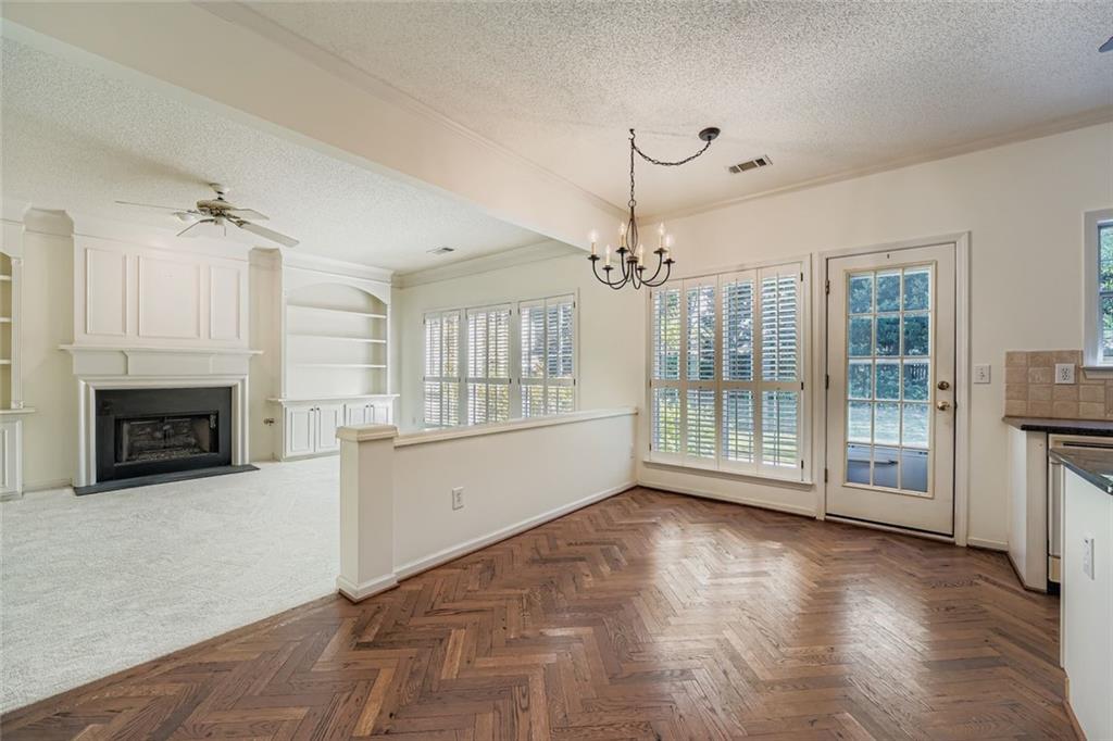 120 Lyndhurst Court