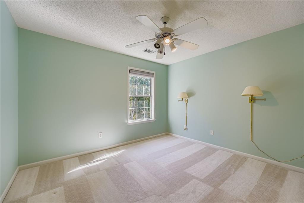 120 Lyndhurst Court