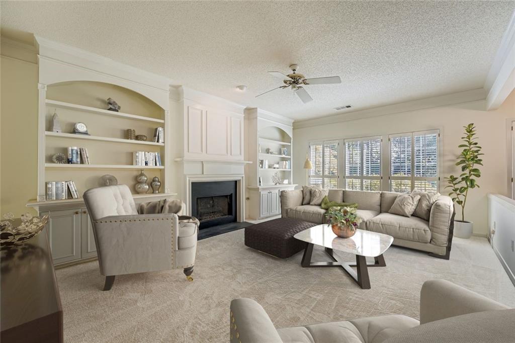 120 Lyndhurst Court