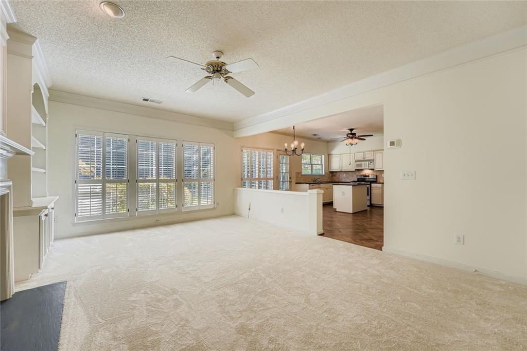 120 Lyndhurst Court