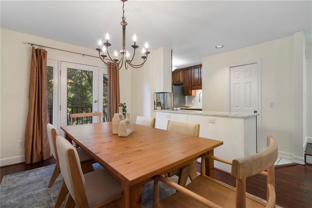 1467 Monroe Drive Unit 11