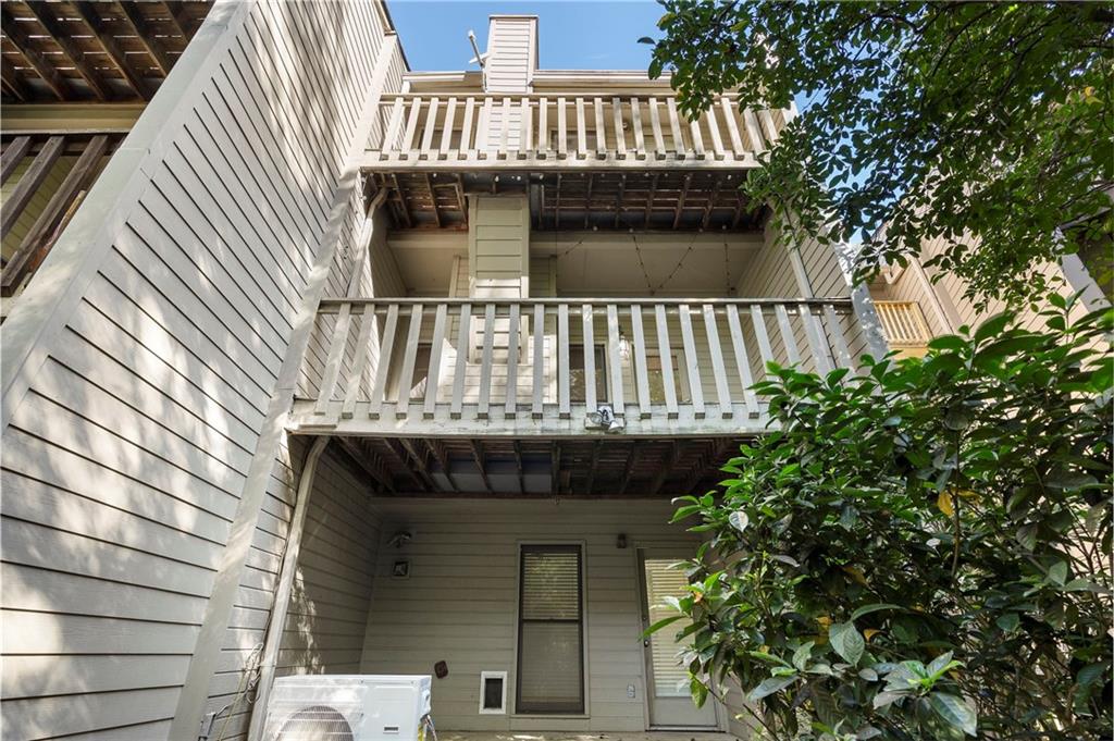 1467 Monroe Drive Unit 11