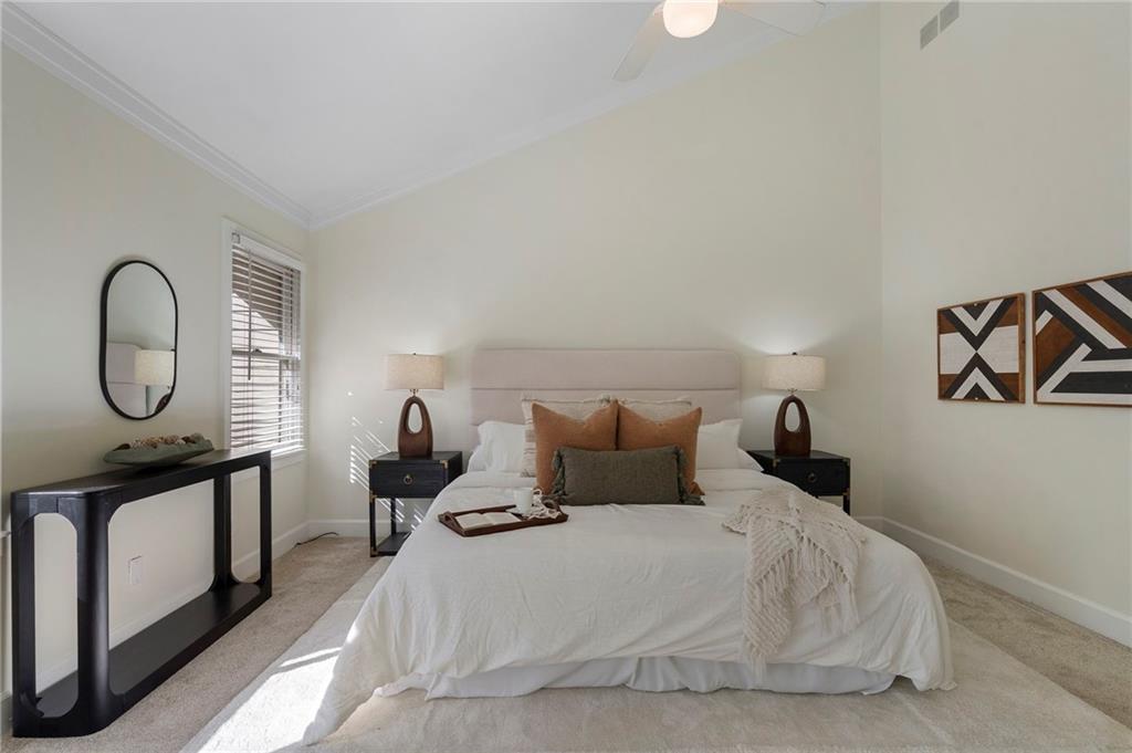 1467 Monroe Drive Unit 11