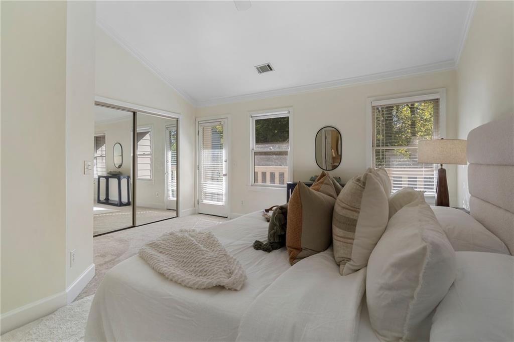 1467 Monroe Drive Unit 11