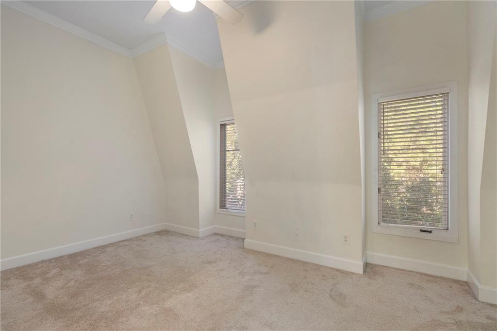 1467 Monroe Drive Unit 11