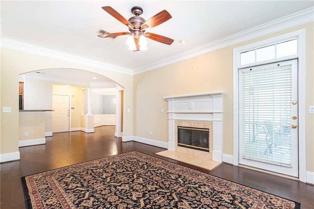 4100 Paces Walk SE Unit 2104