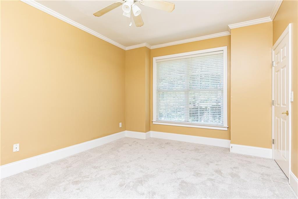 4100 Paces Walk SE Unit 2104