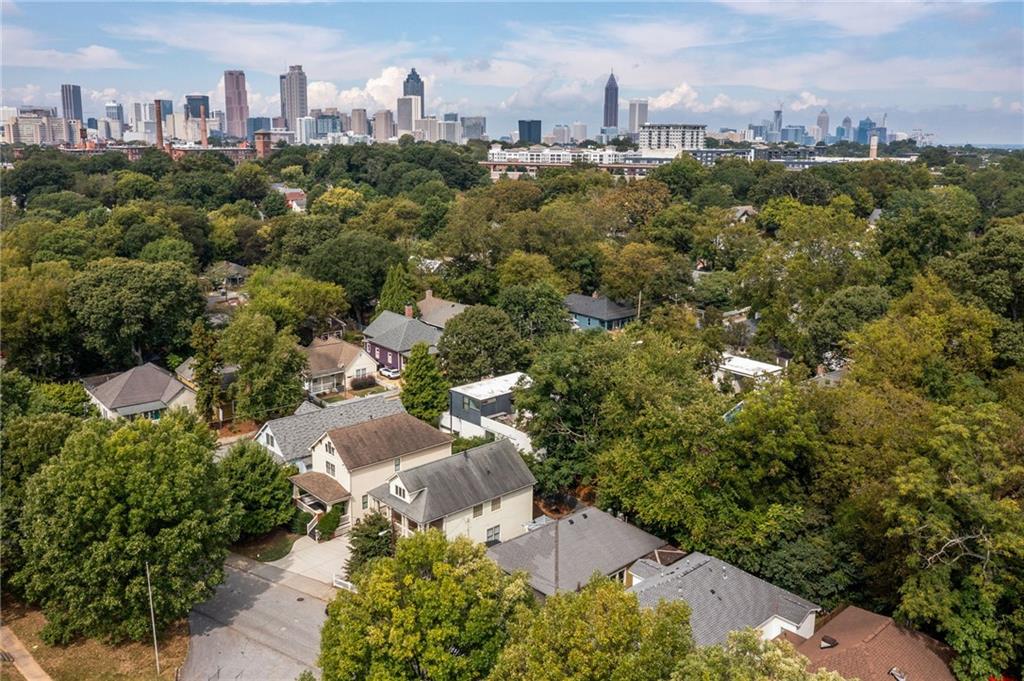 776 Fulton Terrace SE