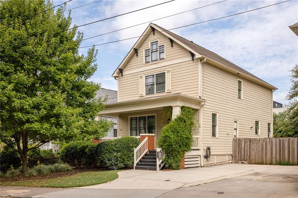 776 Fulton Terrace SE