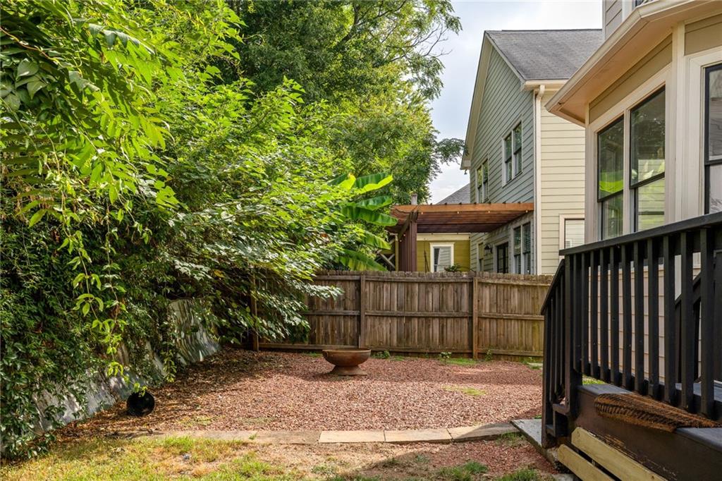 776 Fulton Terrace SE