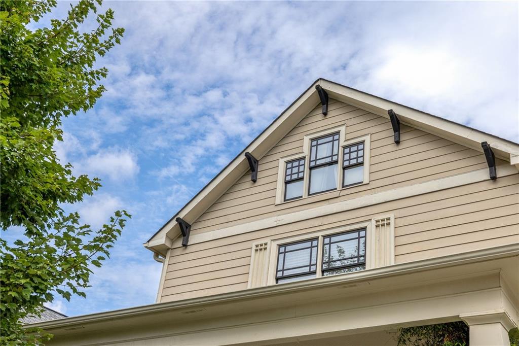 776 Fulton Terrace SE