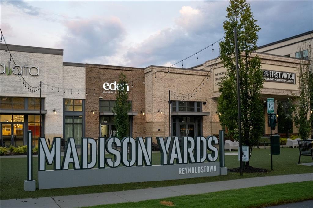 776 Fulton Terrace SE