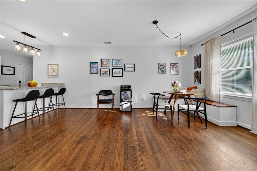 1994 Honeysuckle Lane SW