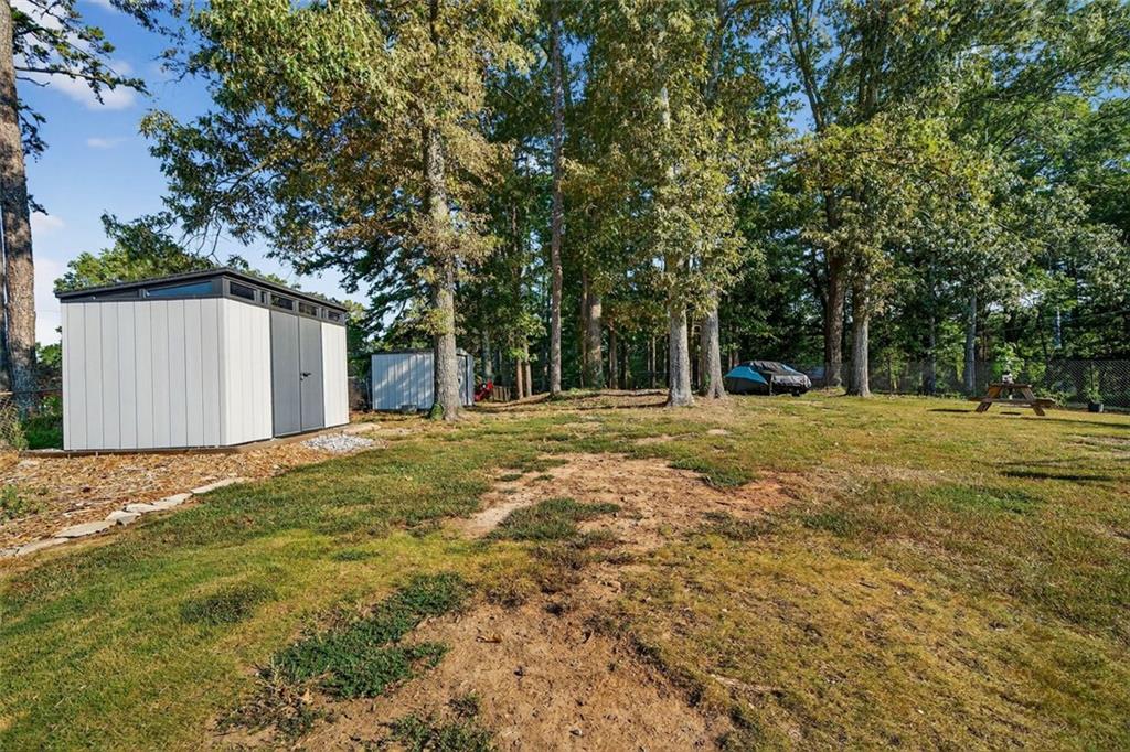 1994 Honeysuckle Lane SW