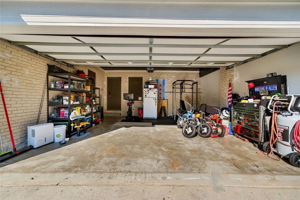 1994 Honeysuckle Lane SW