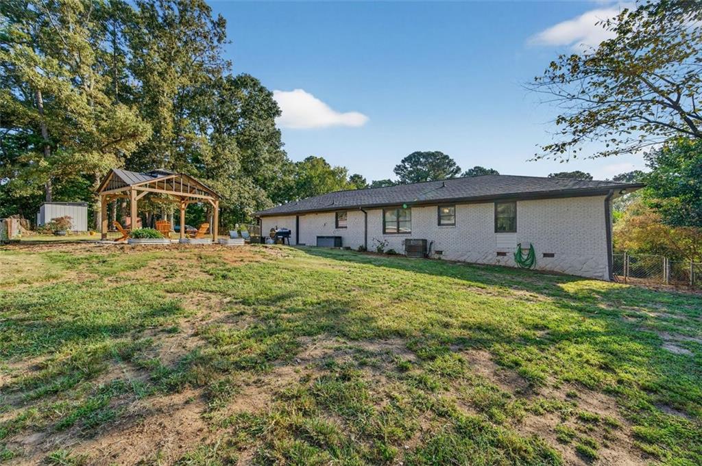 1994 Honeysuckle Lane SW