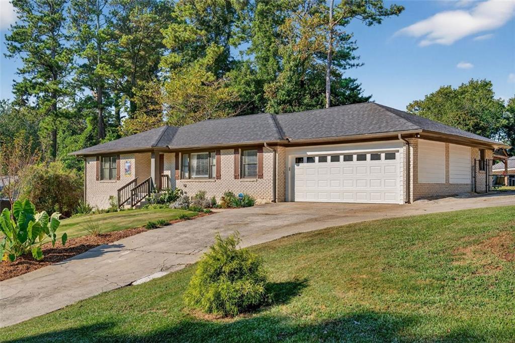 1994 Honeysuckle Lane SW