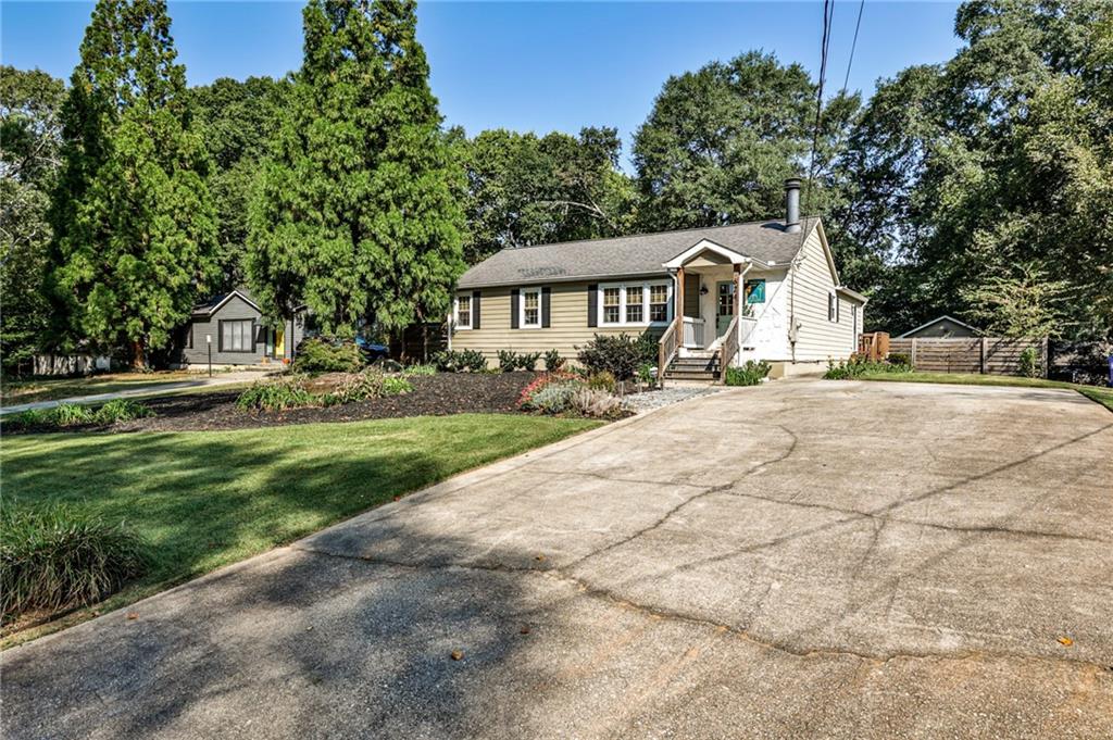 624 Scott Circle
