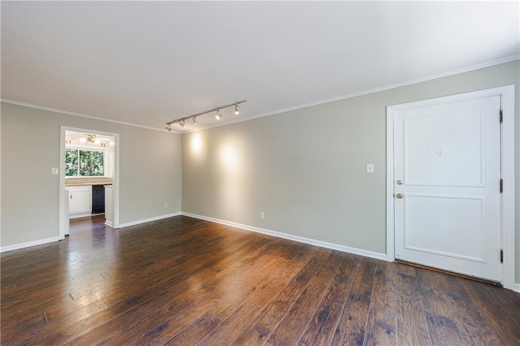 101 Ardmore Place NW Unit 3