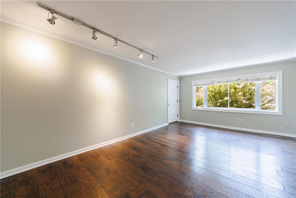101 Ardmore Place NW Unit 3