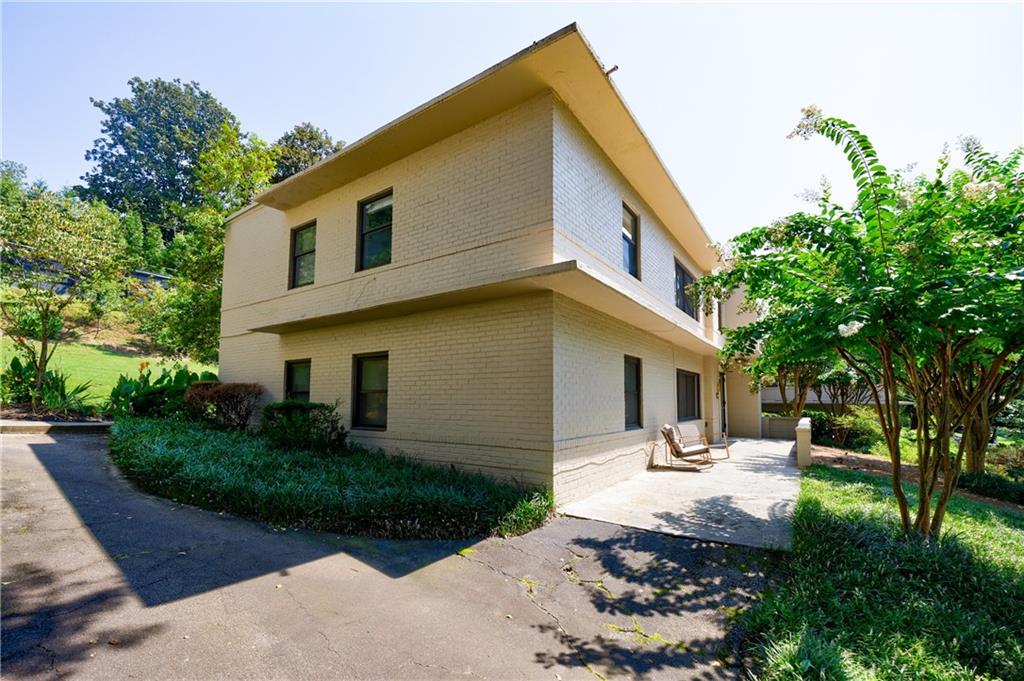 101 Ardmore Place NW Unit 3